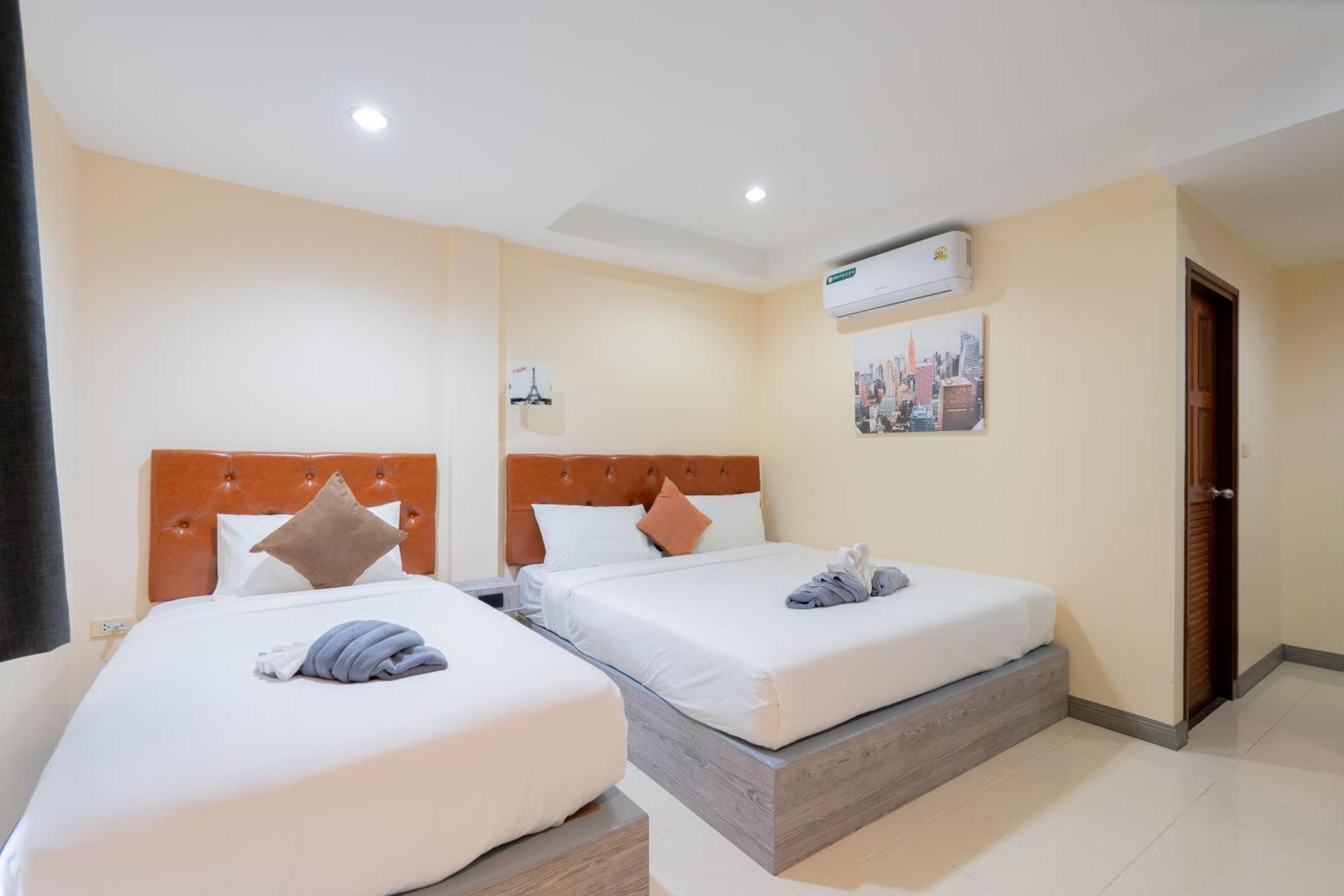 Square One Hotel Patong Екстериор снимка