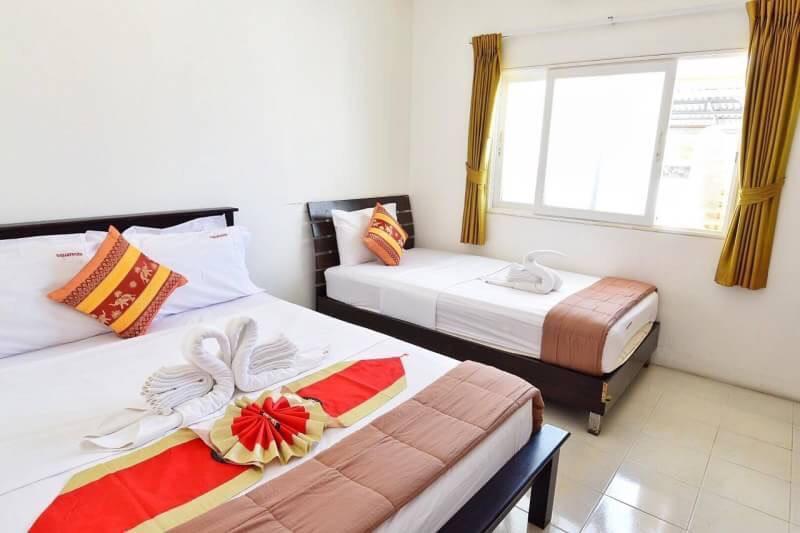 Square One Hotel Patong Екстериор снимка